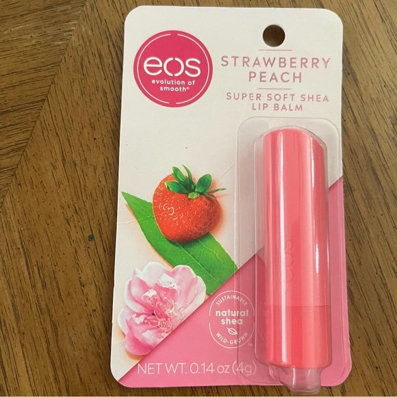 eos super soft strawberry peach lip balms .14 oz each 3 total NWT NEW bundle - Picture 3 of 4